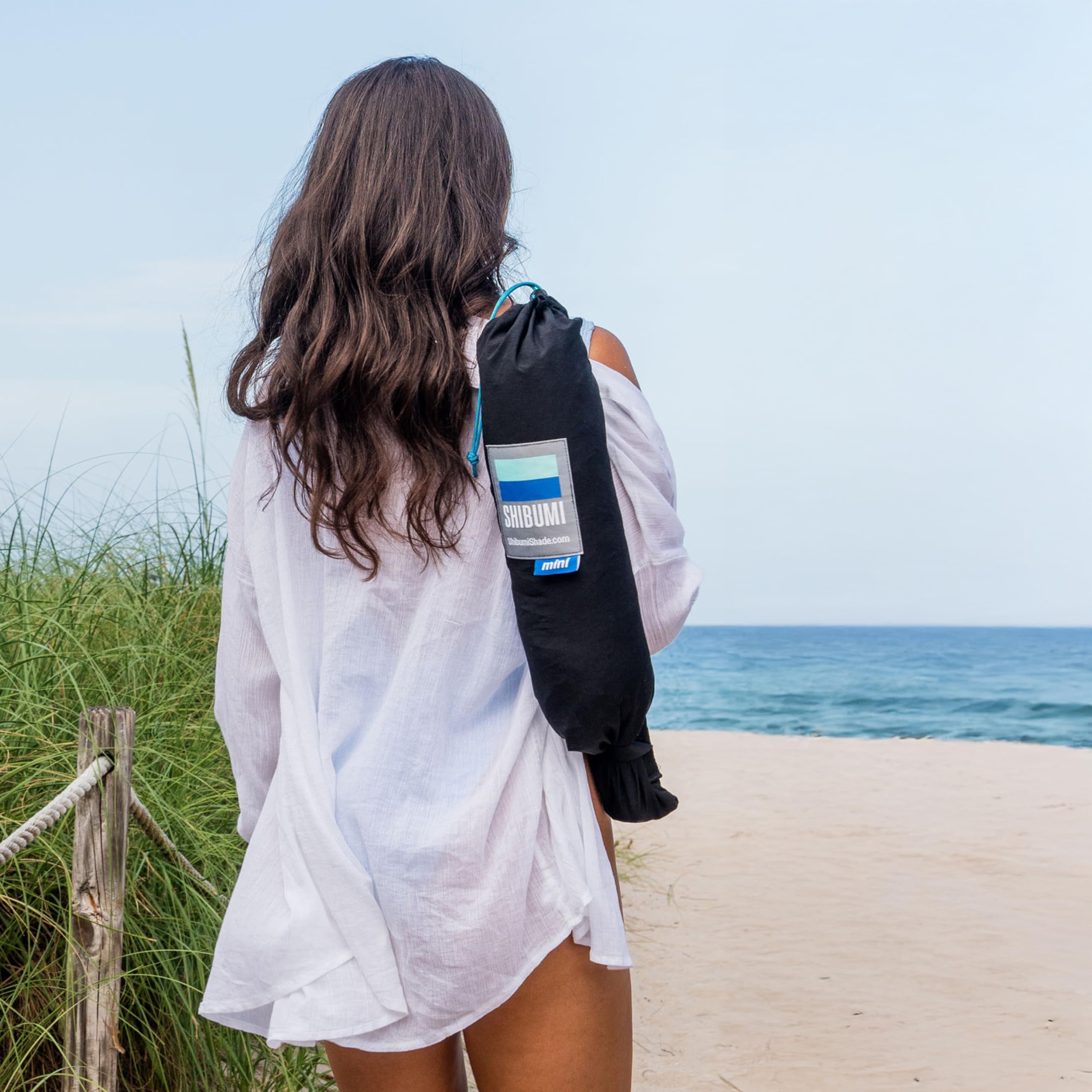 Shibumi Shade Mini Strandmarkise UPF 50 windgetrieben 7m² Sonnenschutz leicht kompakt